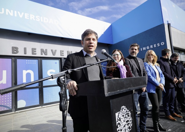 Kicillof inauguró nueva infraestructura urbana, educativa y sanitaria en San Vicente