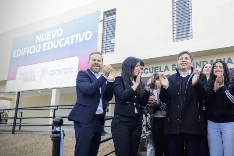 Kicillof inauguró el nuevo edificio de la Escuela Secundaria N°10 de Ezeiza