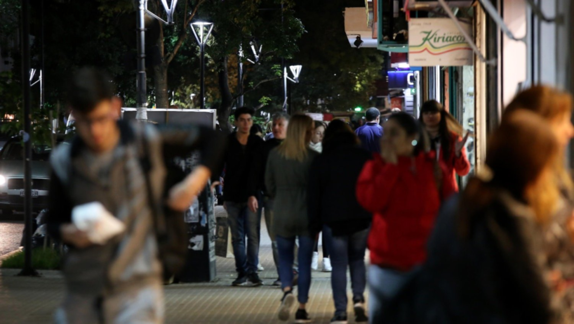 Los centros comerciales reciben la Navidad con actividades especiales en La Noche de los Descuentos