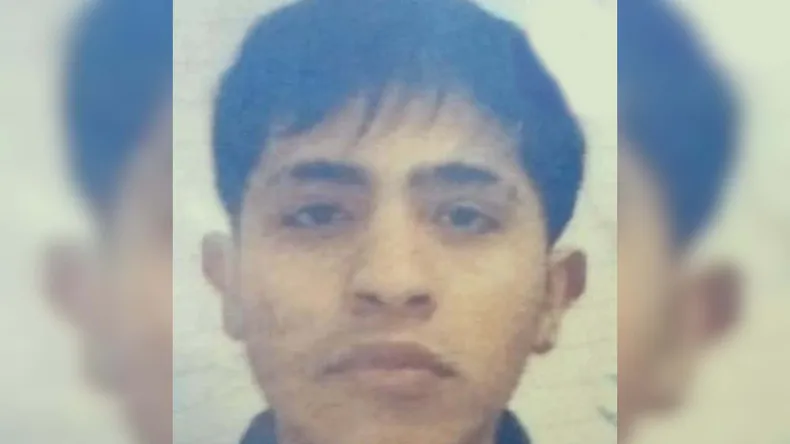 Peligroso delincuente se escapó durante un traslado de La Plata a Azul: pidió ir al baño