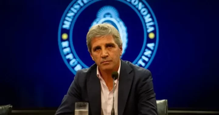 Caputo amenaza con la coparticipación para forzar a municipios a que bajen las tasas