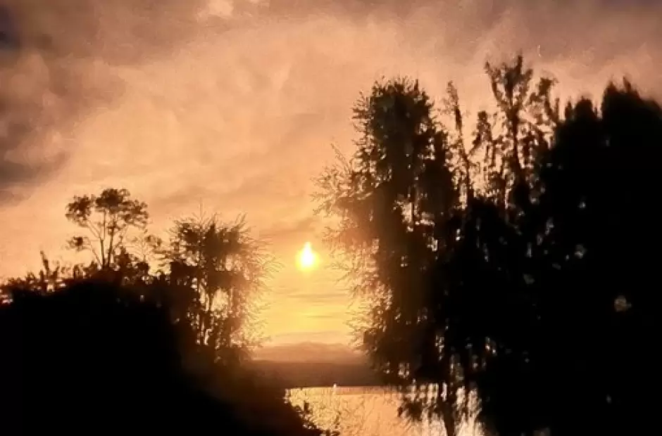 Sorpresa en Bariloche: un meteoro iluminó el cielo en la madrugada y produjo un boom sónico