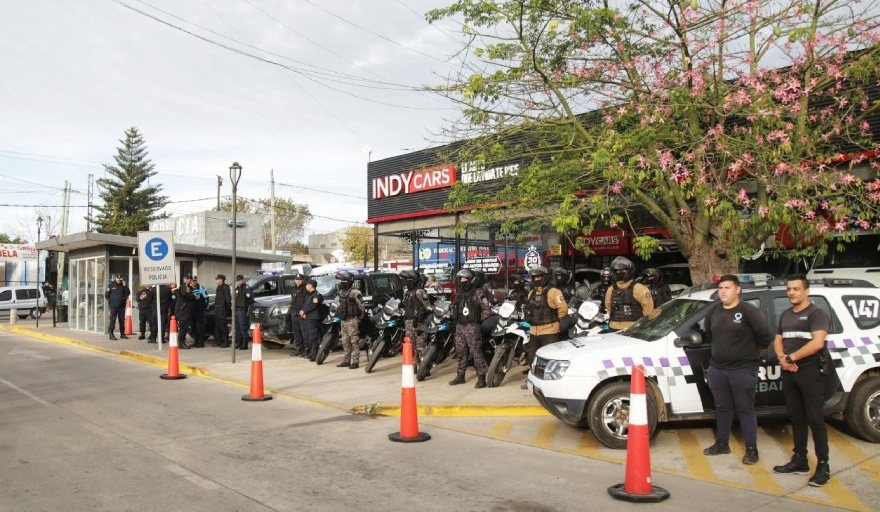 Gran despliegue de seguridad en Quilmes: Megaoperativo en Villa La Florida