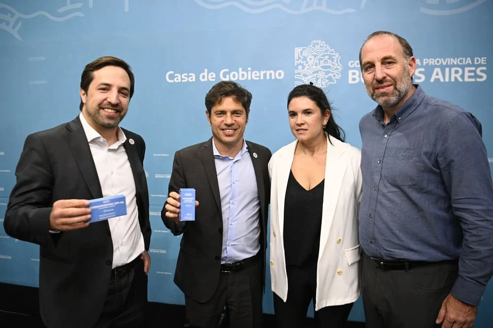 La Provincia presentó el programa Medicamentos Bonaerenses
