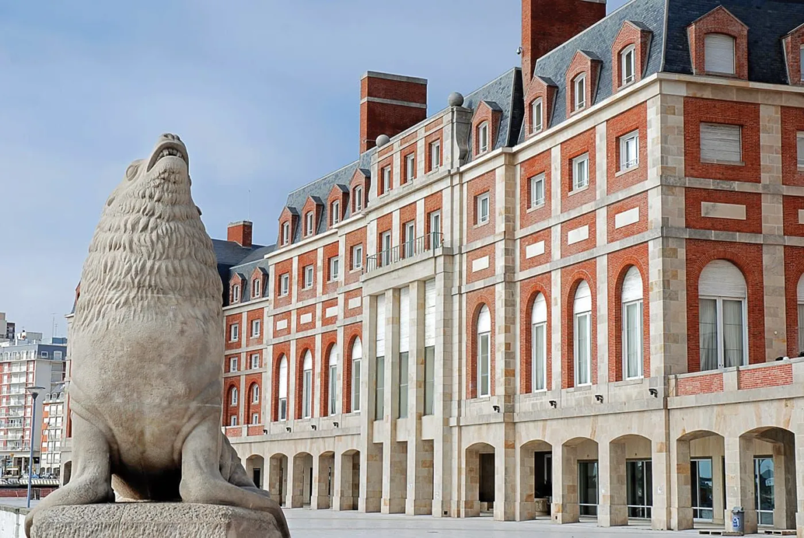 Mar del Plata: Reservas del 50% y expectativas moderadas para Semana Santa