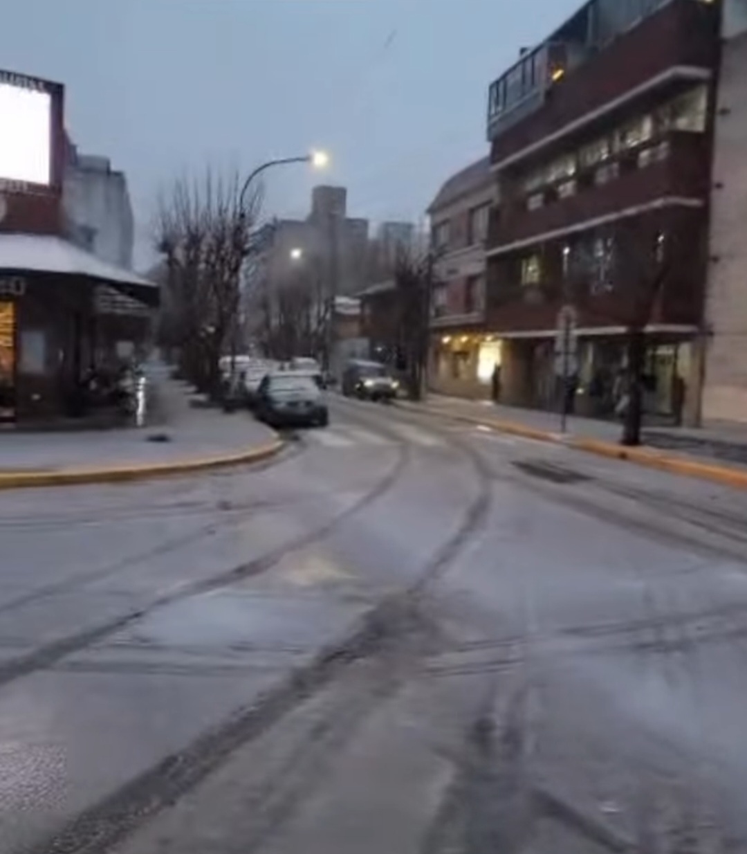 NIEVE EN LAS PLAYAS DE MIRAMAR, FENÓMENO QUE NO OCURRÍA DESDE 1991