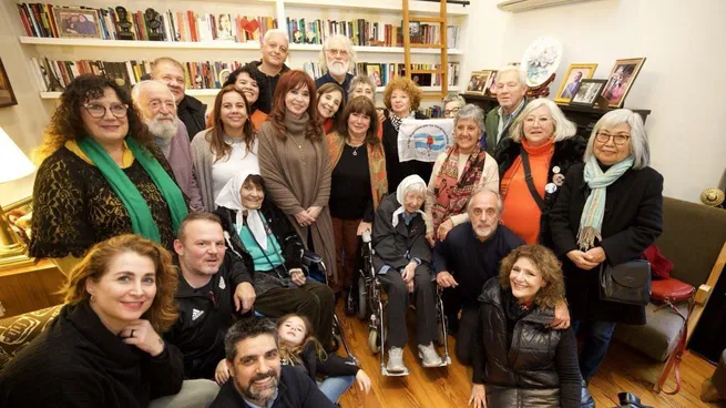 Cristina Kirchner recibió en su casa a referentes de Derechos Humanos