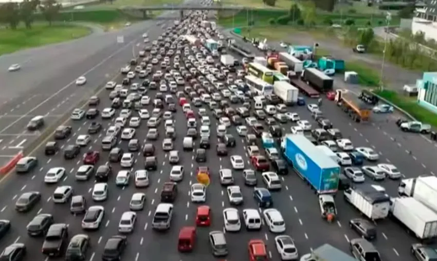 Corte y protesta en Dock Sud por falta de suministro eléctrico