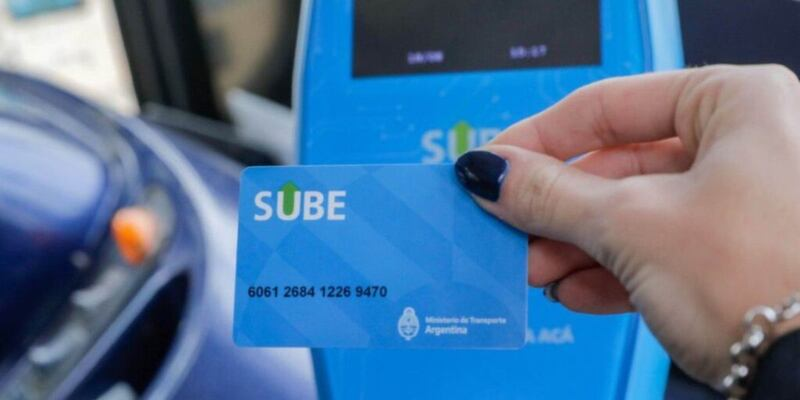 En agosto suben un 3,6% los boletos de subte y colectivo: ¿cuánto costarán?