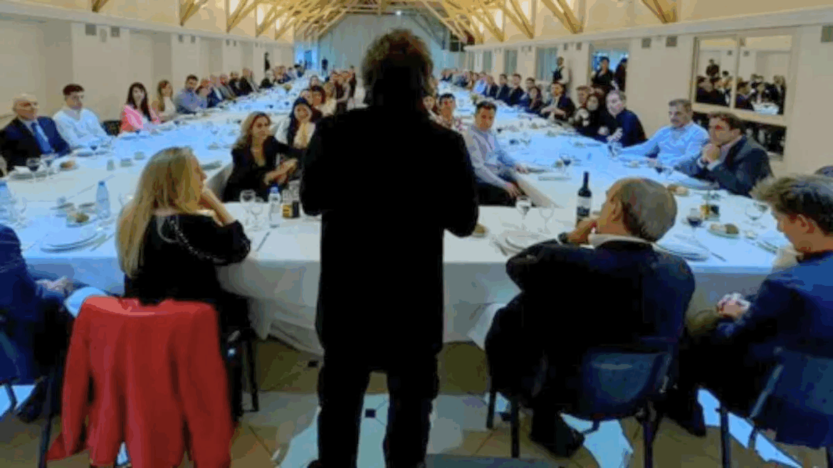 🏛️ Milei reunió a diputados oficialistas y aliados para blindar vetos en el Congreso