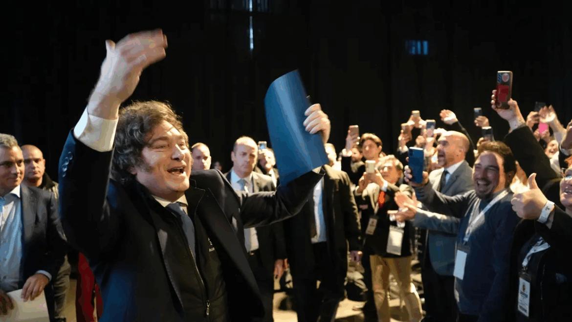 Javier Milei lanza su campaña en Buenos Aires con un acto en La Plata