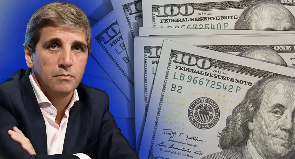 «Cepo para pocos»: Toto Caputo apunta contra los banqueros en plena corrida cambiaria