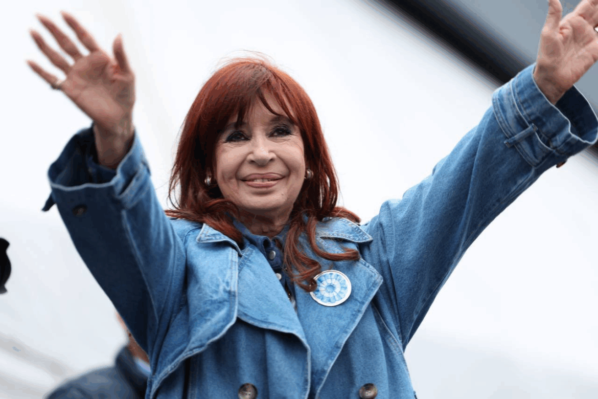 El kirchnerismo convoca a una caravana hasta el lugar de detención de Cristina Fernández de Kirchner