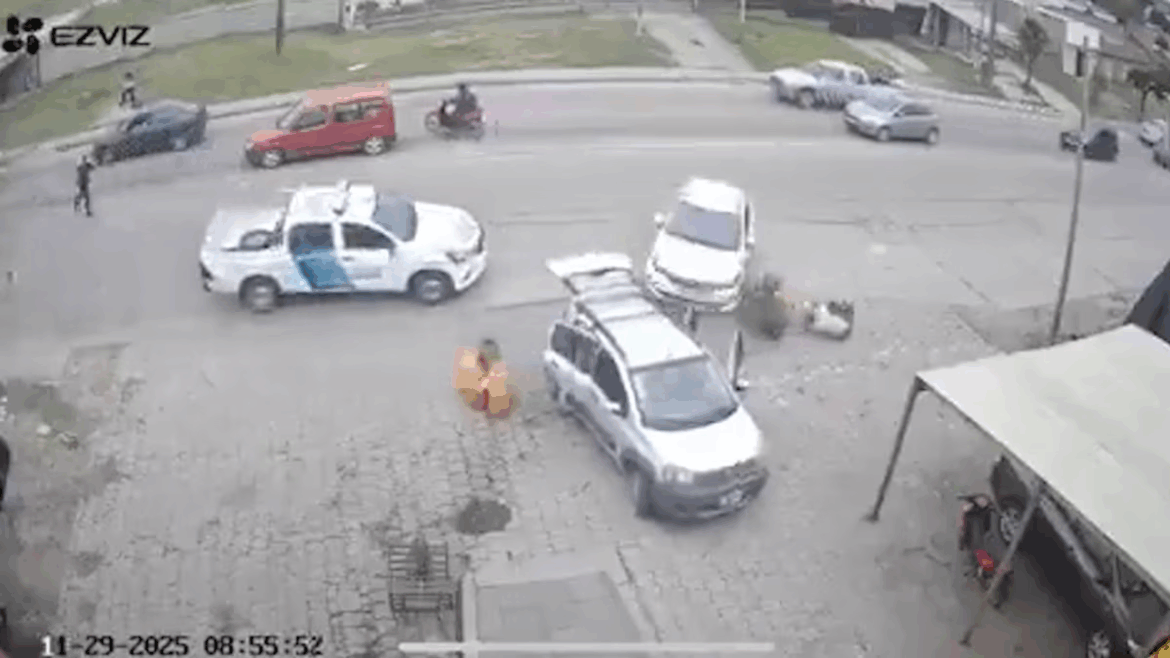 🚨 Mar del Plata: roban un auto, escapan y atropellan a dos trabajadores municipales