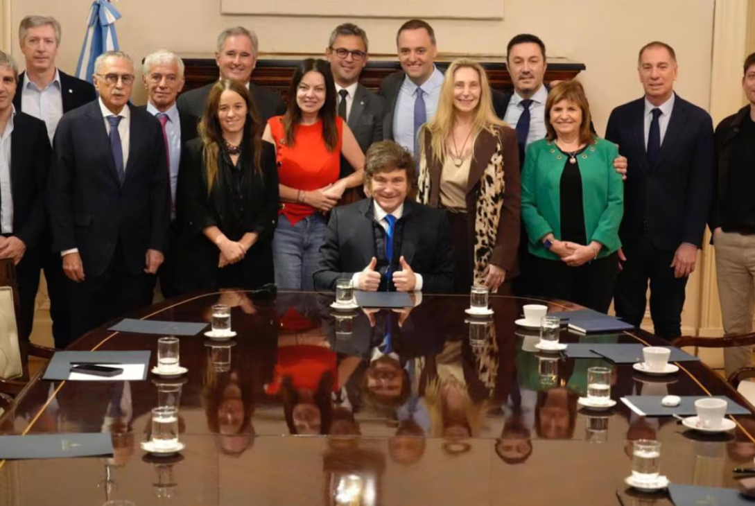 🔹 El Gobierno convoca a sesiones extraordinarias de diciembre para aprobar Presupuesto y reformas clave