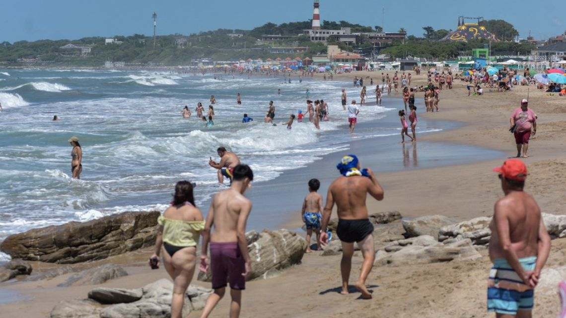 🏖️📉 MAR DEL PLATA: MEJORA LA OCUPACIÓN HOTELERA, PERO PREOCUPA LA CAÍDA DEL CONSUMO