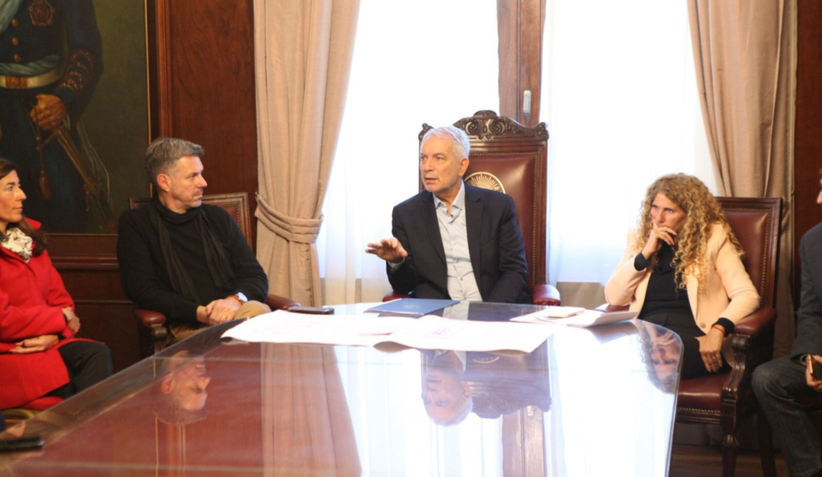 Con un plan de escrituración de parcelas, Alak da un paso clave en la regularización del Parque Industrial II