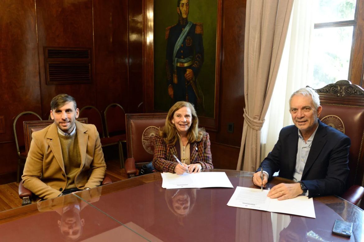 Alak fortalece lazos con la UCALP y acuerdan trabajar en conjunto proyectos municipales