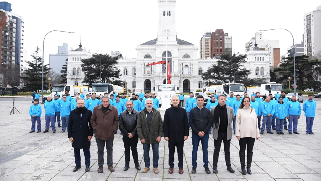 Ciudad limpia”: Alak presentó un programa de limpieza de paredes y espacios vandalizados