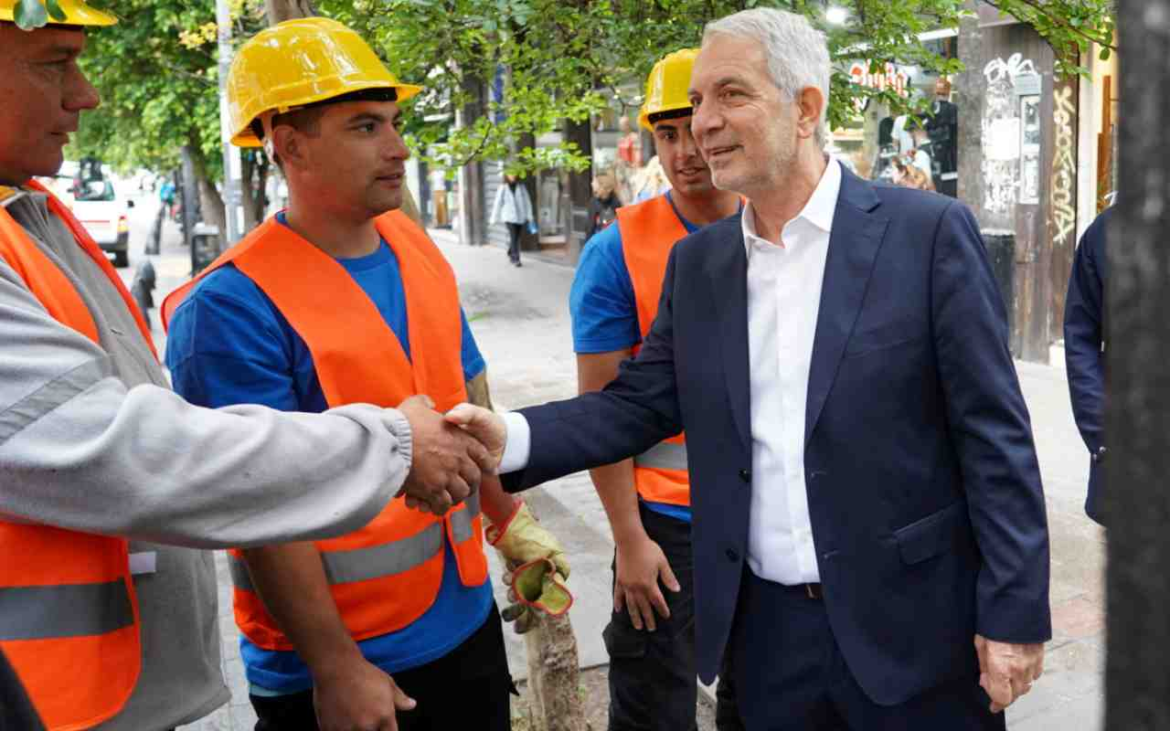 Alak dio inicio a las obras de puesta en valor del centro comercial de calle 8