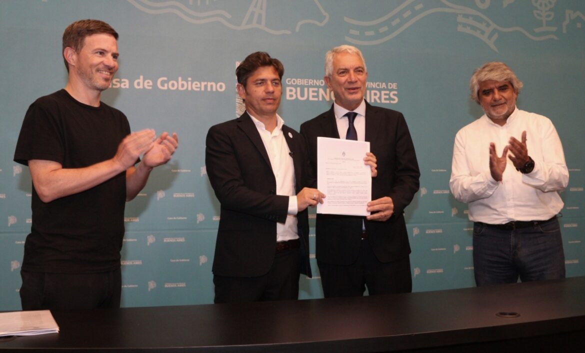 Alak y Kicillof formalizaron el Parque Industrial II y avanzan la regularización de sus empresas