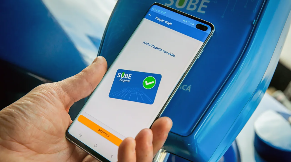 Llega la posibilidad de pagar el transporte público con código QR: todo lo que tenés que saber
