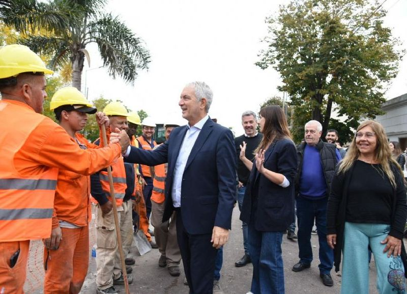 Alak puso en marcha la construcción de la nueva Avenida 60 e inauguró el Plan de Obras y Mantenimiento Urbano en Los Hornos