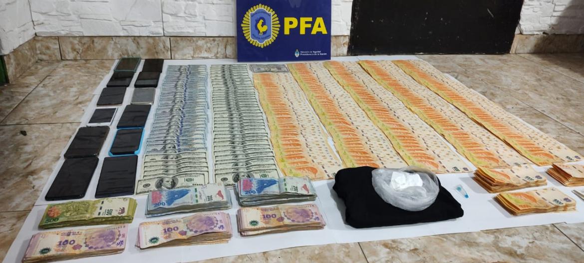 La banda de los dólares y la ropa: cayeron narcos que lavaban plata en el centro de Córdoba
