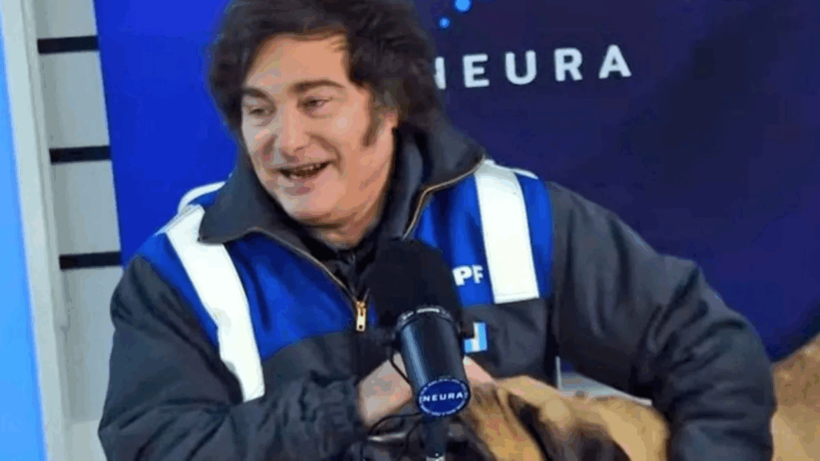 Javier Milei, desatado: llamó «imbécil y «primate» a Romina Manguel