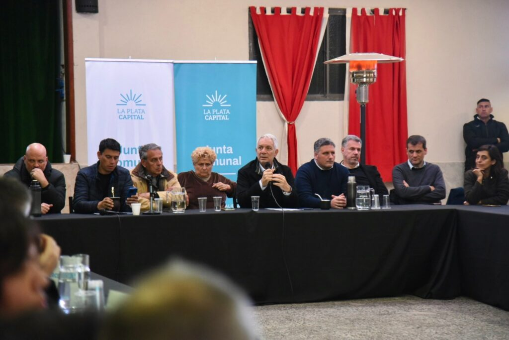 La Plata: Alak presentó la Junta Comunal de El Peligro y lanzó el plan de obras
