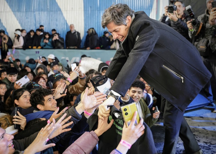 Kicillof encabezó el acto por el 15° aniversario del programa Envión