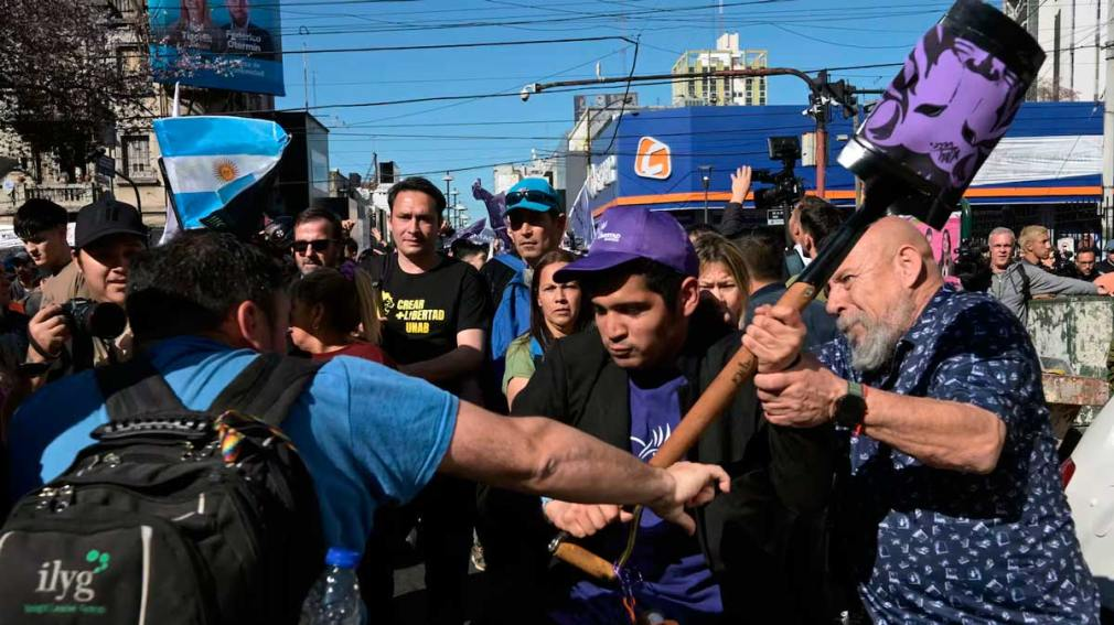 Identificaron al detenido por la agresión a Javier Milei