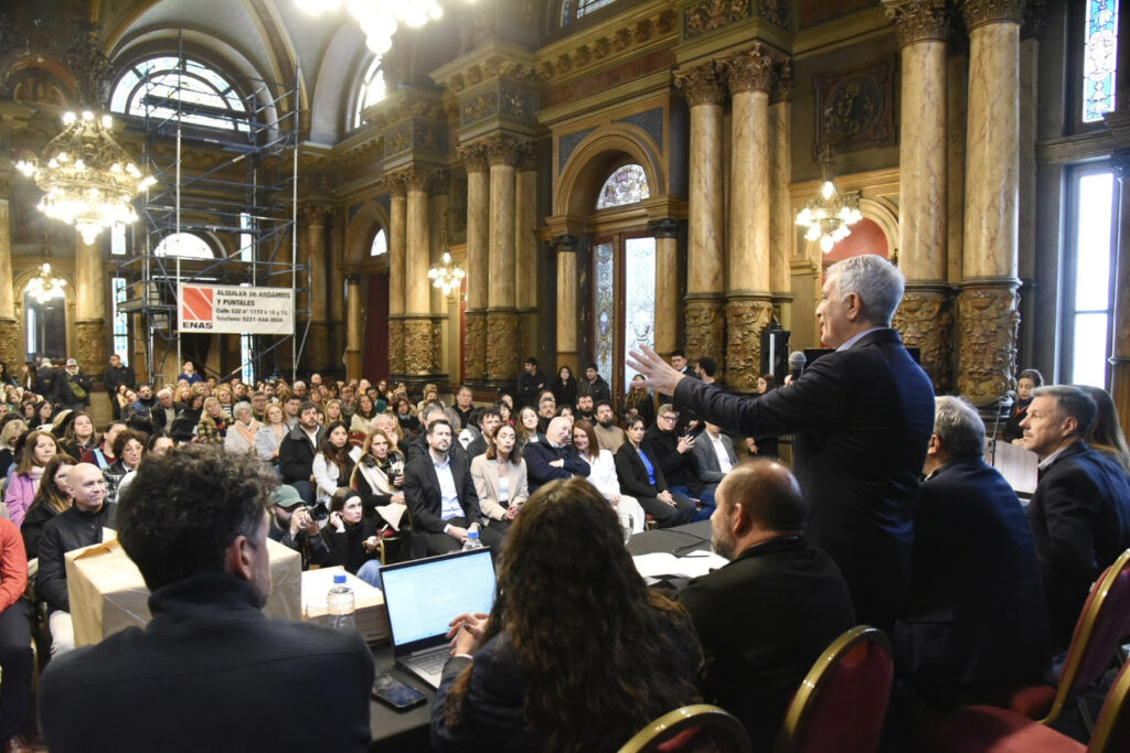 Municipio y Provincia licitaron la restauración de 120 escuelas de La Plata