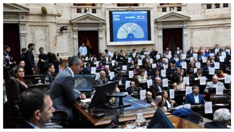 Golpe Legislativo a Milei: Diputados Rechazan Vetos a Leyes Clave sobre Salud Infantil y Universidades