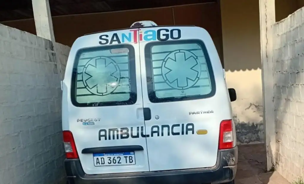 🚑 De urgencia… al amor: usó una ambulancia municipal para ir a un telo y lo echaron