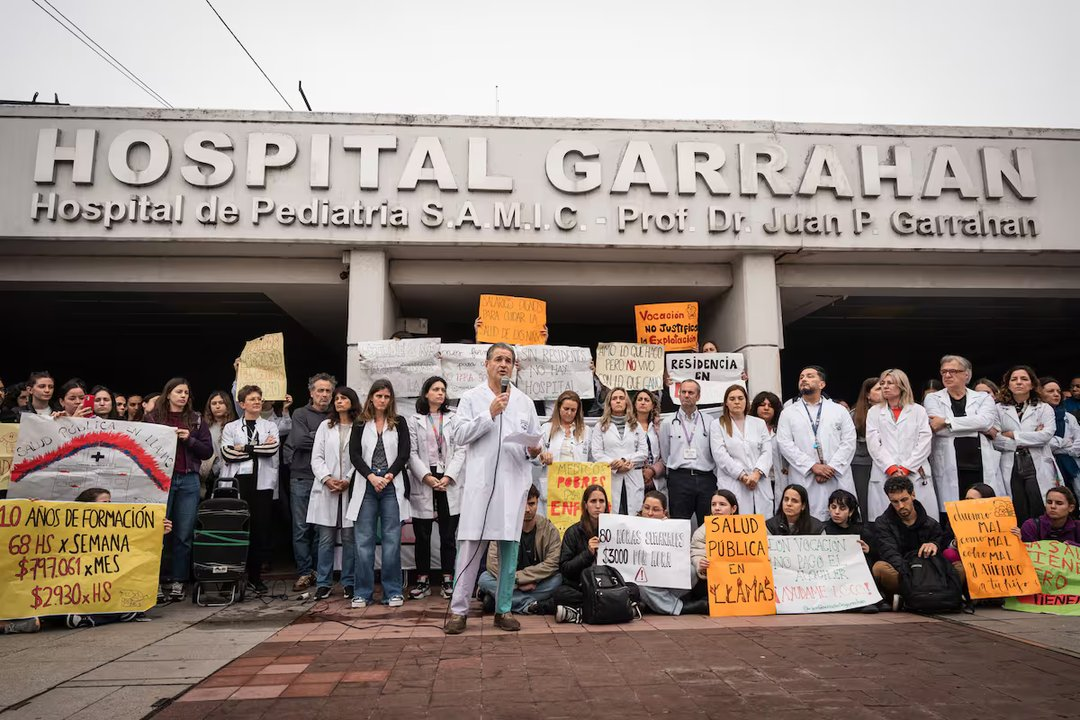 Paro de 48 horas y protestas en el Garrahan tras el veto de Milei a la ley de emergencia pediátrica