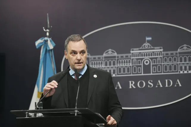 🗳️ Adorni confía en el triunfo oficialista: “El riesgo electoral va a desaparecer después del domingo”