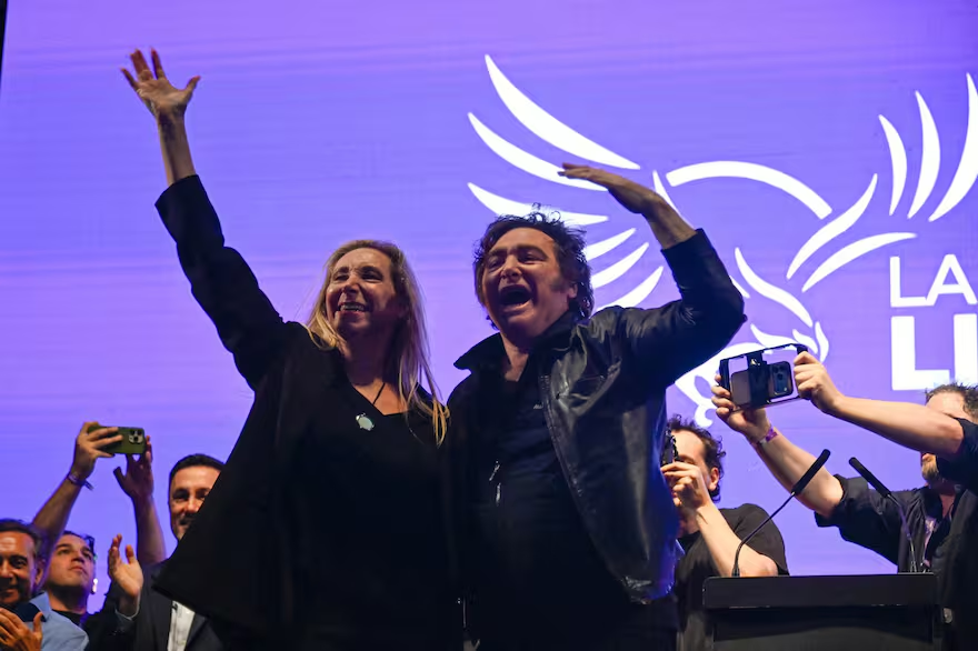 Milei cerró su campaña en Rosario: “A partir del domingo empieza otra Argentina”