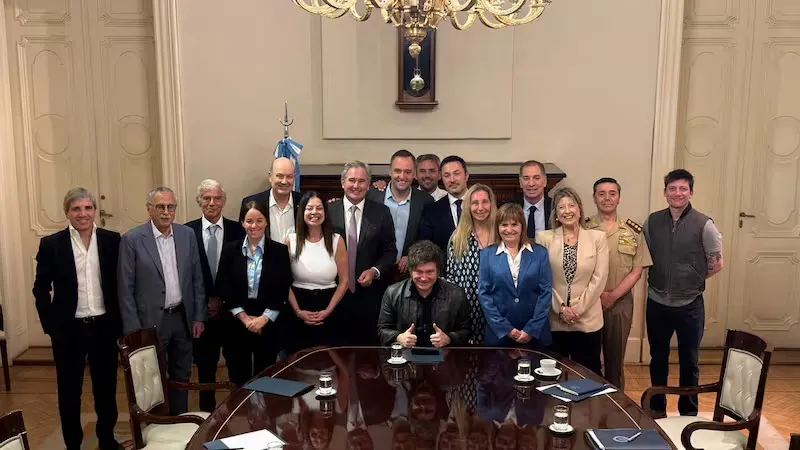 Tensiones en el Consejo de Mayo: Milei acelera la reforma laboral en medio de resistencias sindicales y empresariales