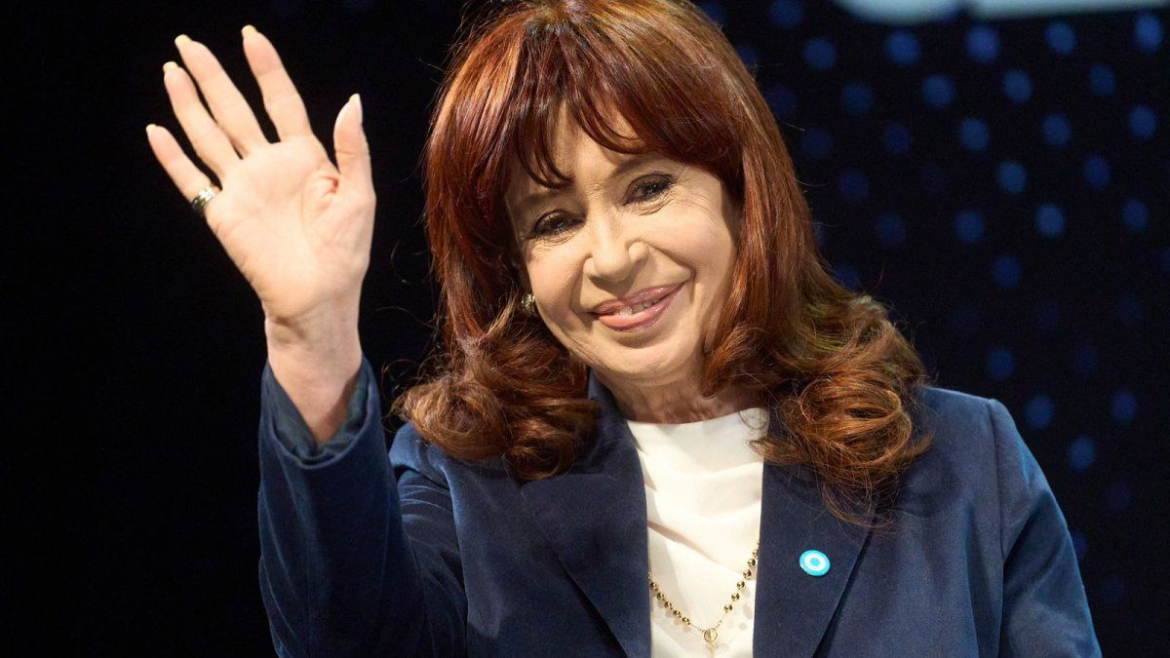 Revés judicial para Cristina Kirchner: la fiscalía rechazó levantar el control electrónico