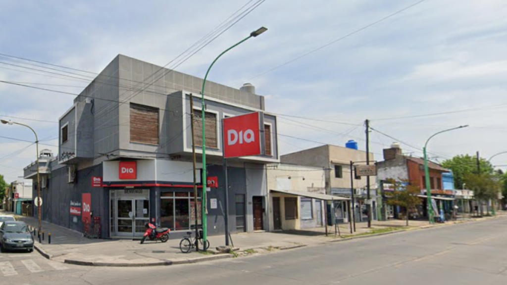 Un supermercado Día cerró sin previo aviso y dejó a sus trabajadores sin empleo