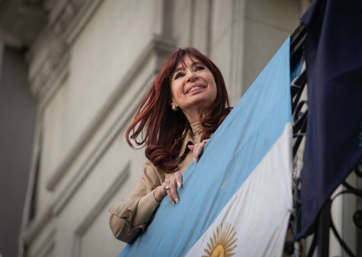 Gobierno cuestiona acto “Cristina Libre” en un colegio de La Plata