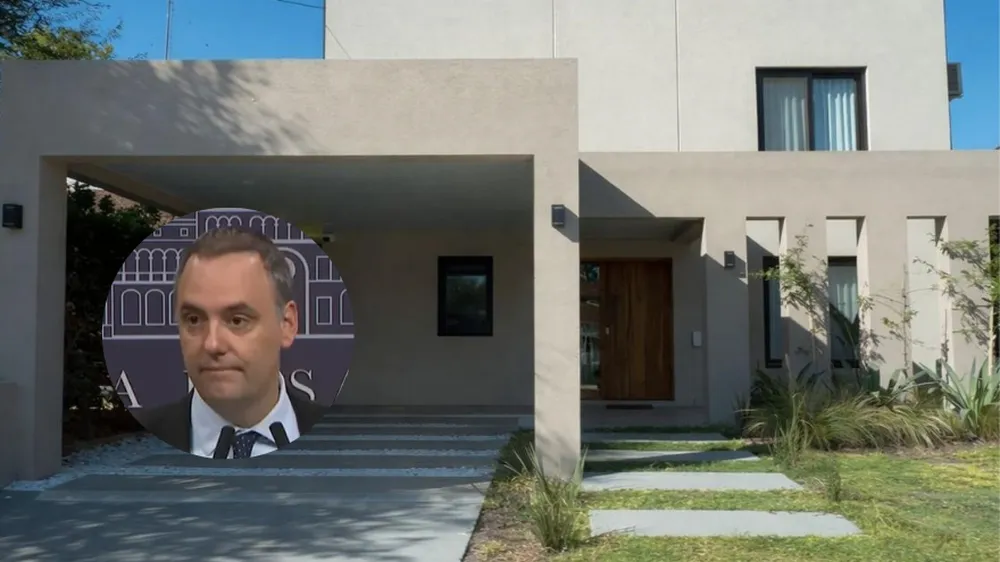 La Justicia ordenó peritar el celular del contratista que refaccionó la casa de Adorni