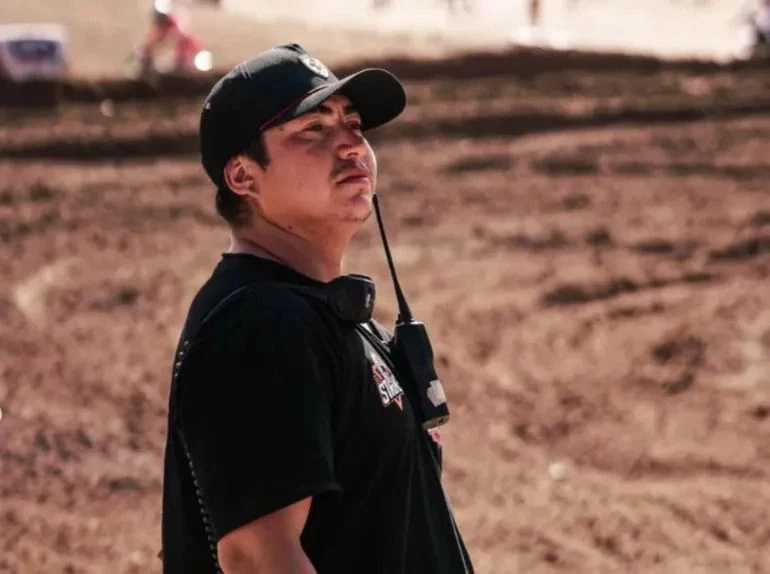 Crimen en Neuquén: asesinan a un referente del motocross y crece la preocupación por la violencia