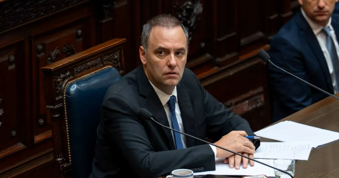 La Justicia investiga movimientos de criptomonedas no declarados de Manuel Adorni
