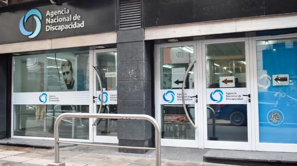Investigan presuntos sobreprecios de hasta 4.239% en compras ortopédicas de la Andis