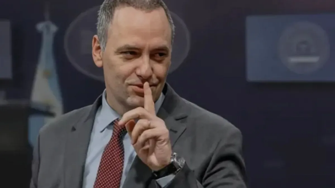 Adorni entregó información sobre billeteras virtuales y crece la tensión política por el caso Libra
