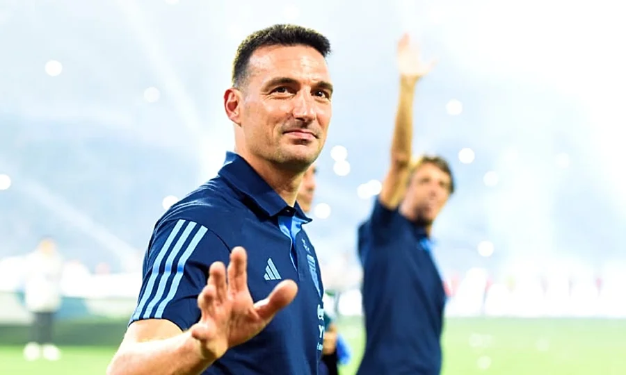 Scaloni seguirá al frente de la Selección: acordó de palabra su renovación con la AFA