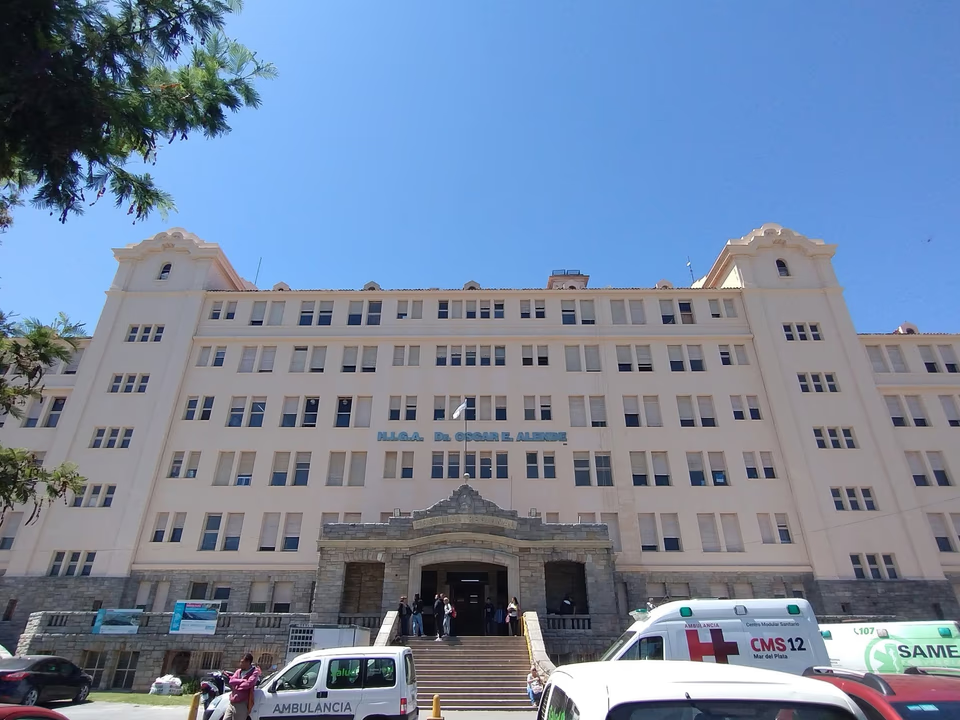 Mar del Plata: investigan la muerte de un enfermero hallado con una jeringa clavada en un hospital