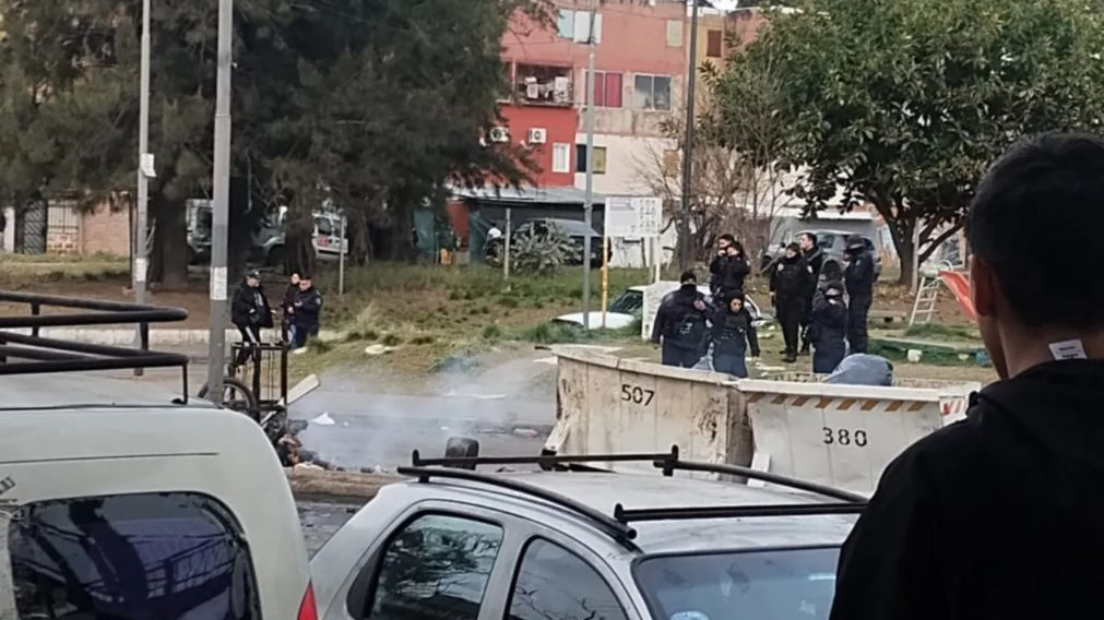 Macabro hallazgo en Fuerte Apache: encontraron un cuerpo calcinado y la Justicia investiga un posible ajuste de cuentas narco